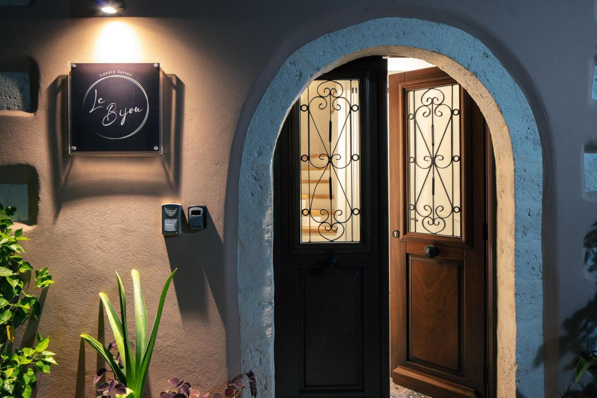 Le Bijou Luxury Suites Rethymno Exterior foto