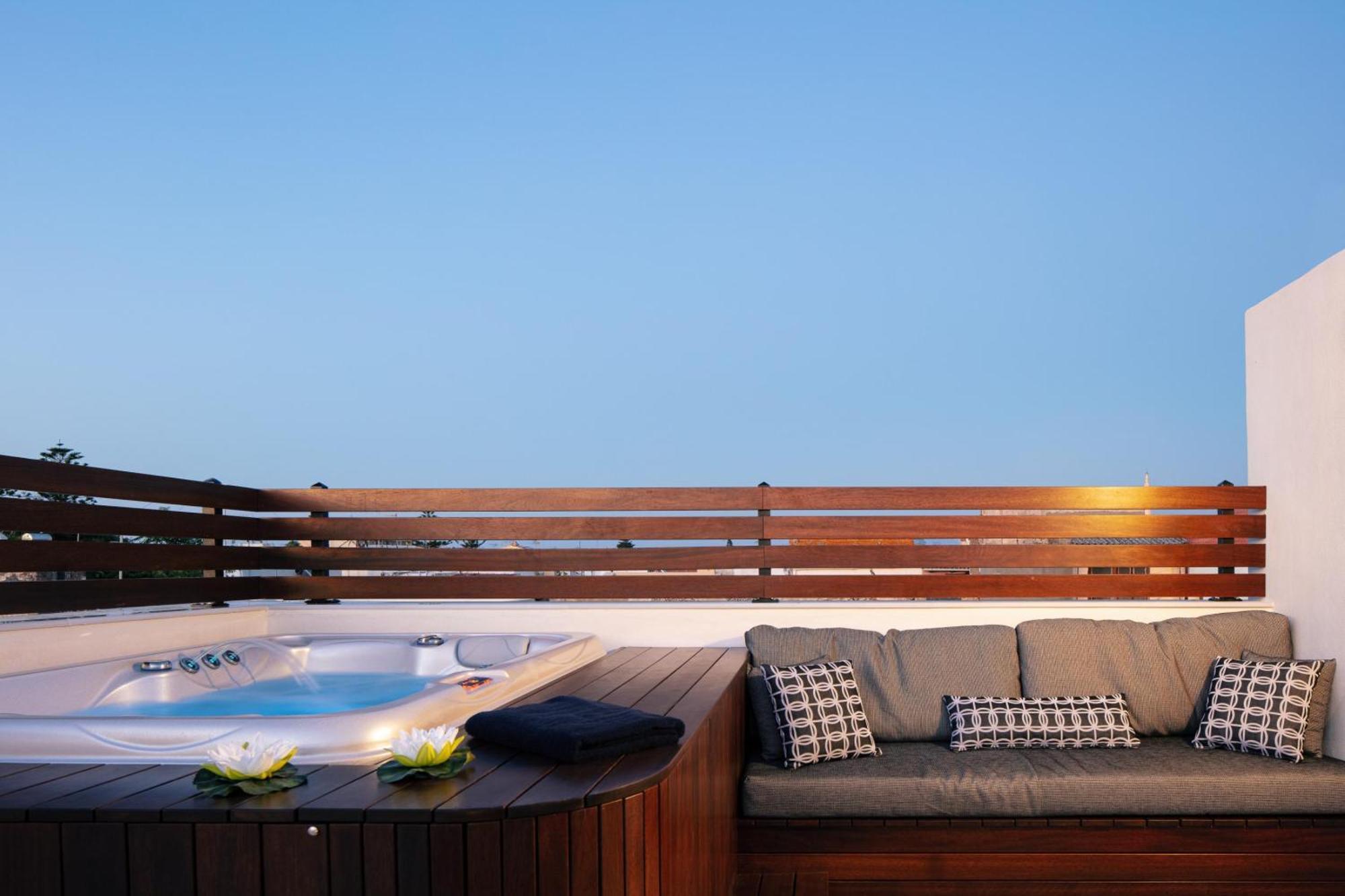 Le Bijou Luxury Suites Rethymno Exterior foto
